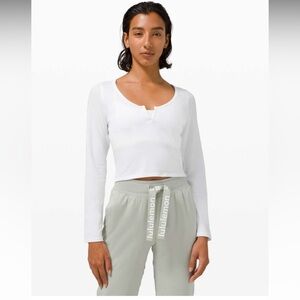 Lululemon cropped Henley Long sleeve (6-8)